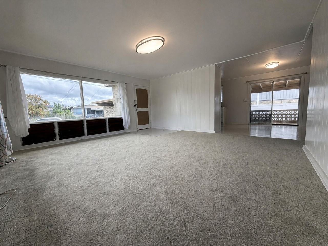 1199 Kaweloka St - Photo 2 of 17