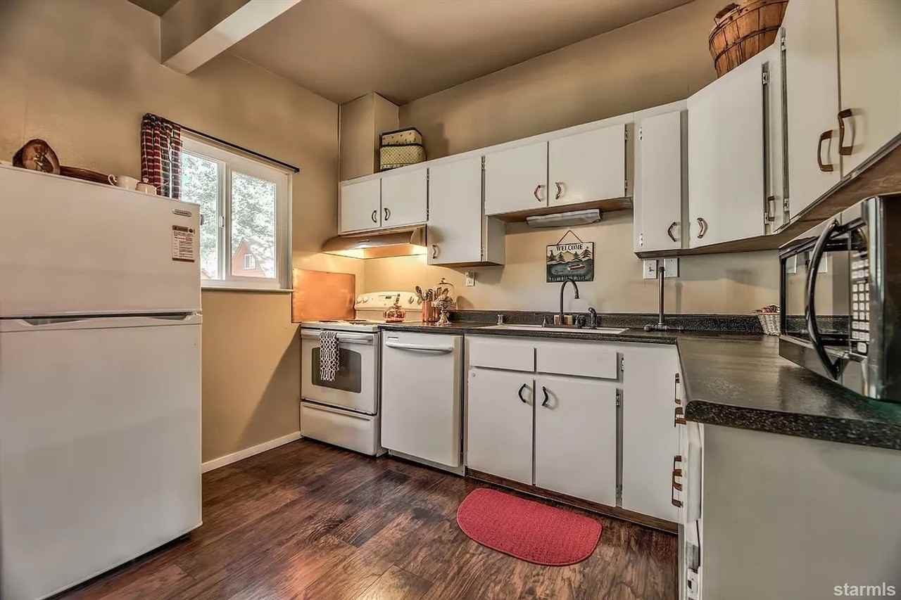 610 Glorene Ave - Photo 7 of 12