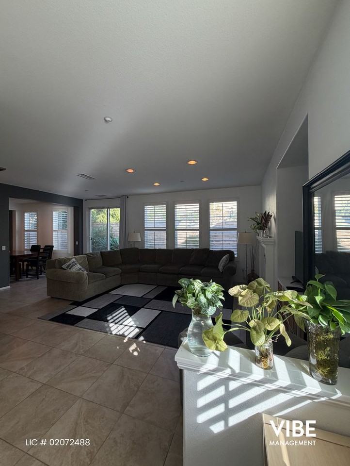 13195 Torridon Ct - Photo 4 of 44