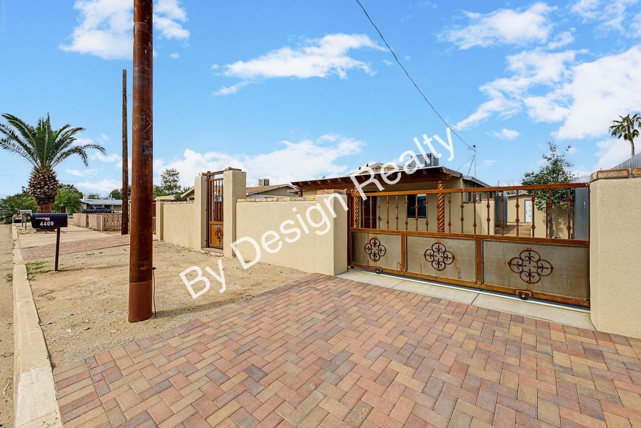 4409 E Fairmount St - Photo 2 of 32