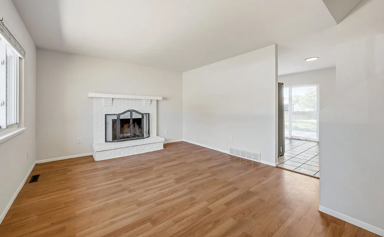 1116 Pandora Ct - Photo 3 of 4