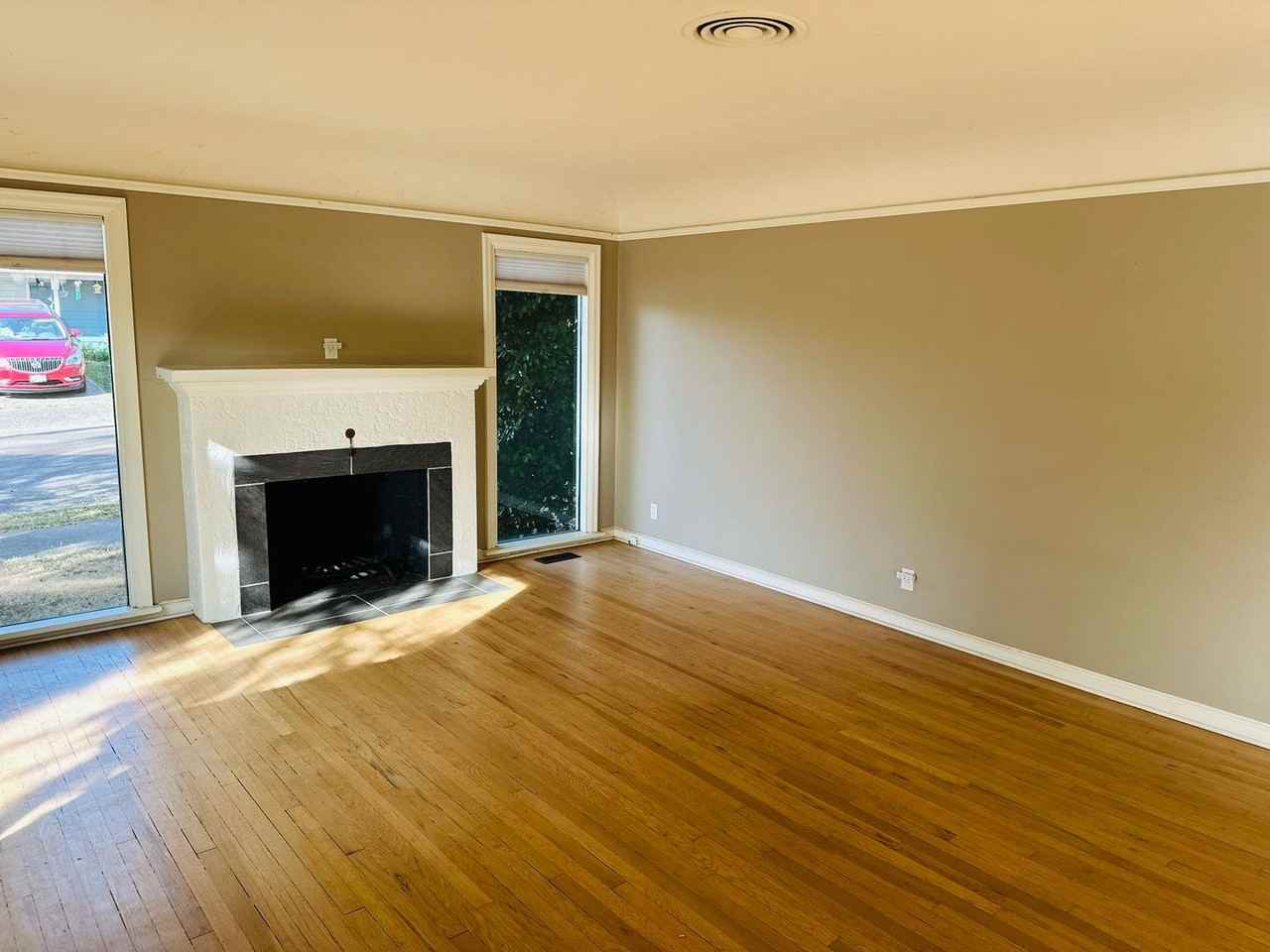 707 Ne 15th Ave - Photo 4 of 30