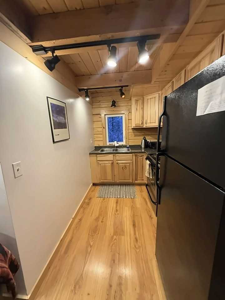 6572 Johnson Rd - Photo 3 of 11
