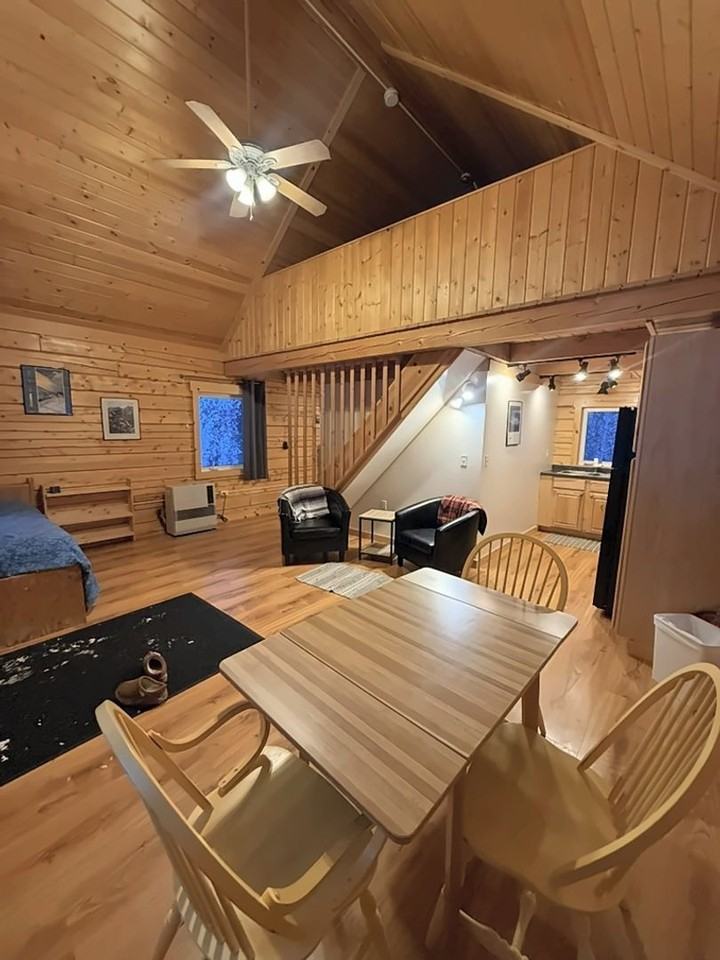 6572 Johnson Rd - Photo 6 of 11