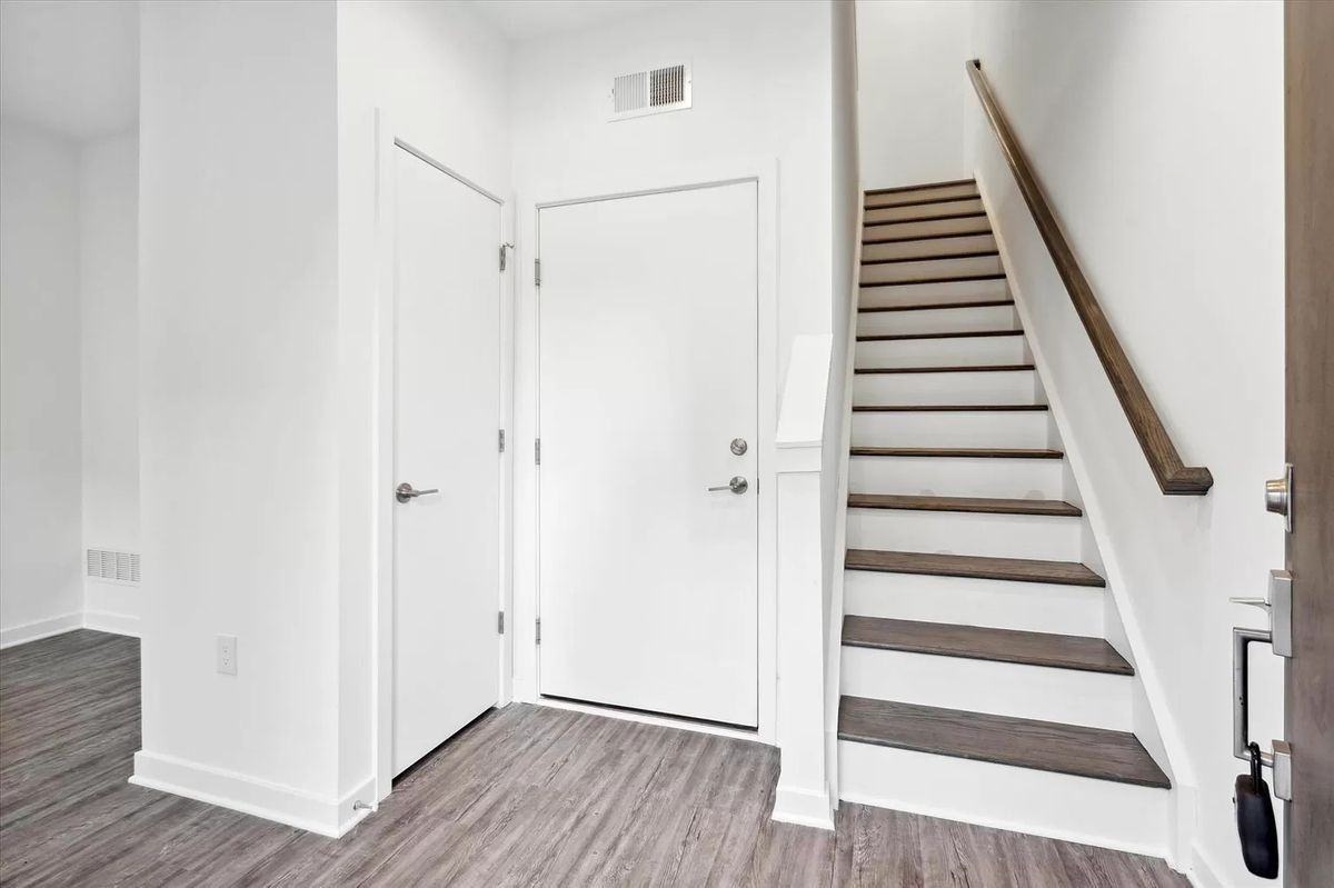 3105 Beachview Ln - Photo 6 of 18