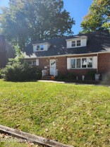 104 Acacia Ave - Photo 1 of 1