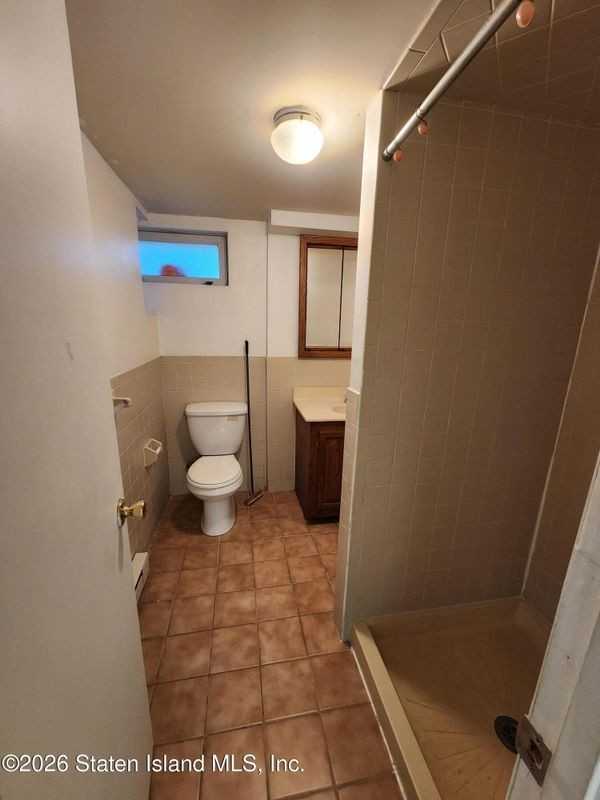 104 Acacia Ave - Photo 5 of 9