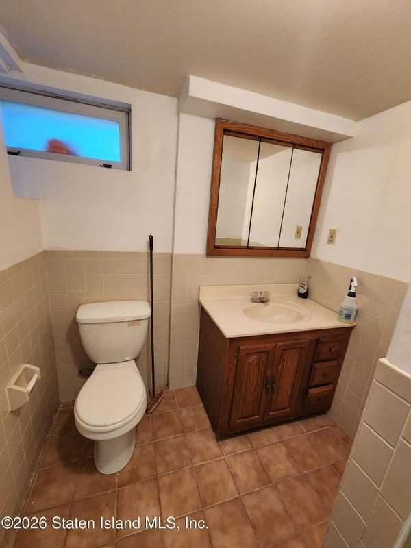 104 Acacia Ave - Photo 6 of 9