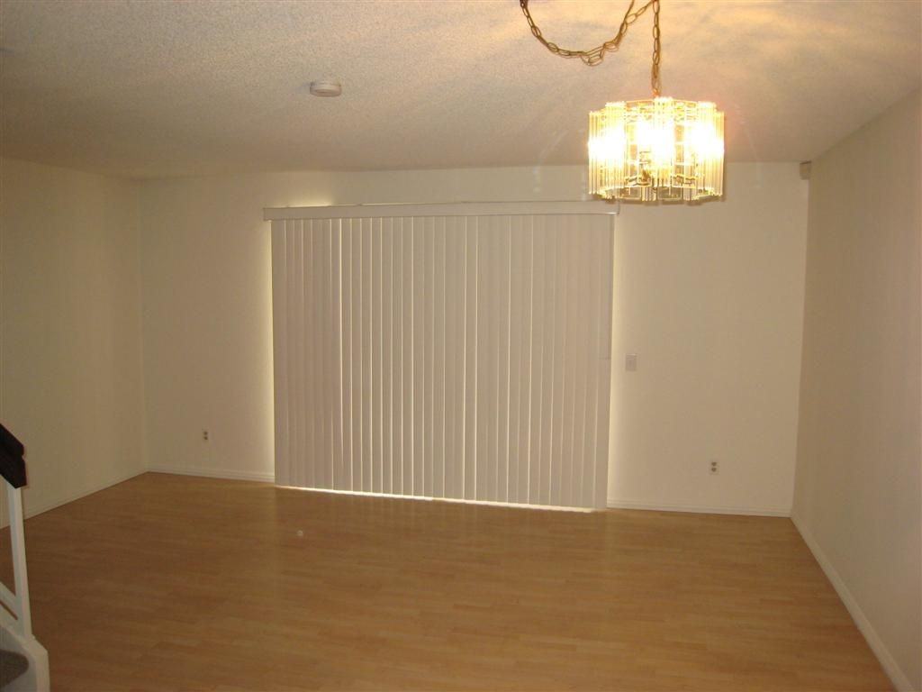 26155 Sanz - Photo 7 of 11