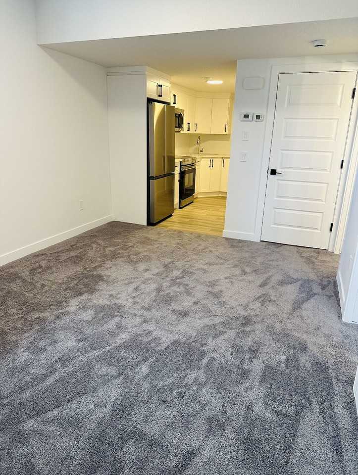 25 Quartz Cres - Photo 4 of 9