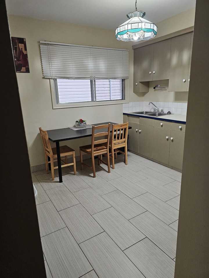 10633 - 10633 84 Avenue Northwest - Photo 4 of 11