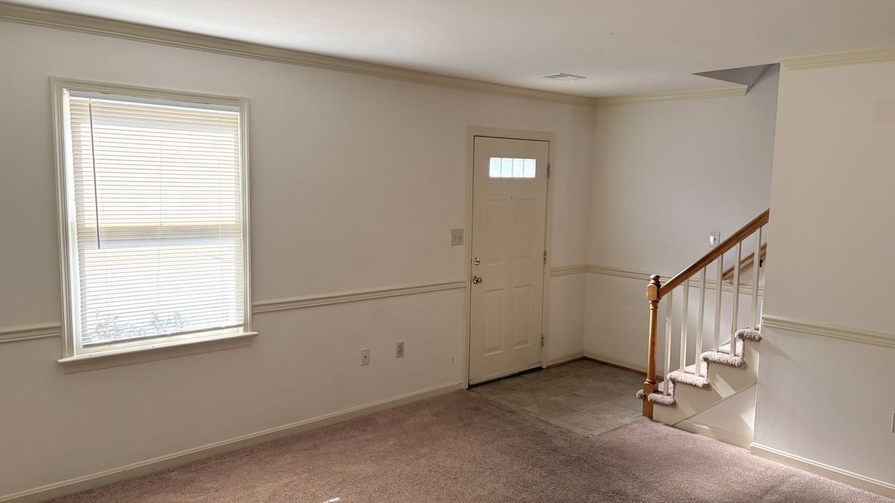 158 Farrell Ln #158 - Photo 5 of 23