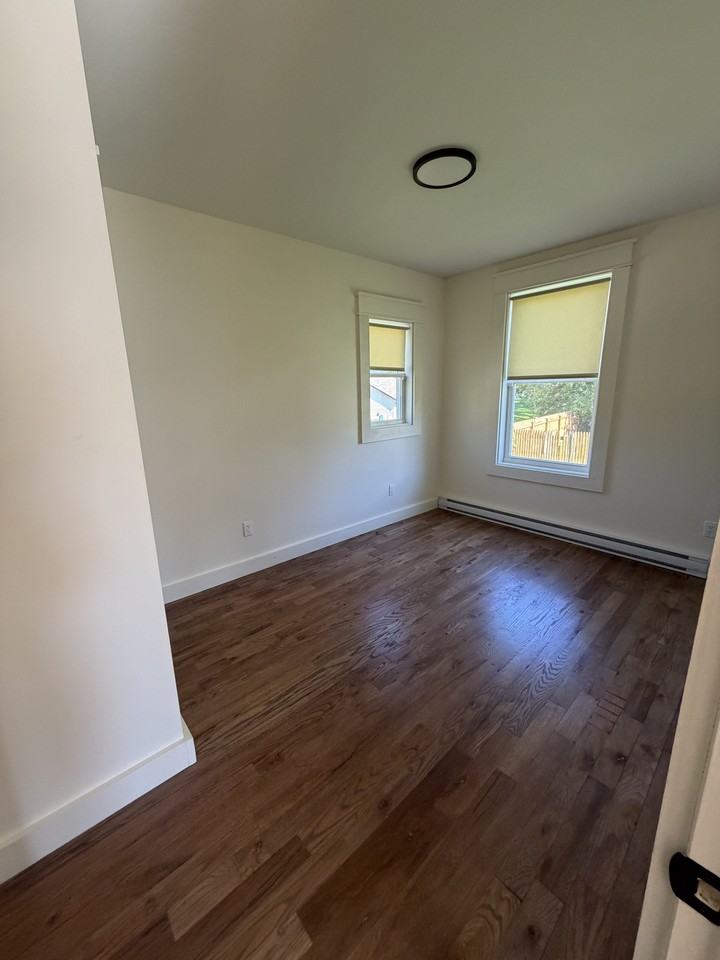 68 Pine St #NA - Photo 3 of 8