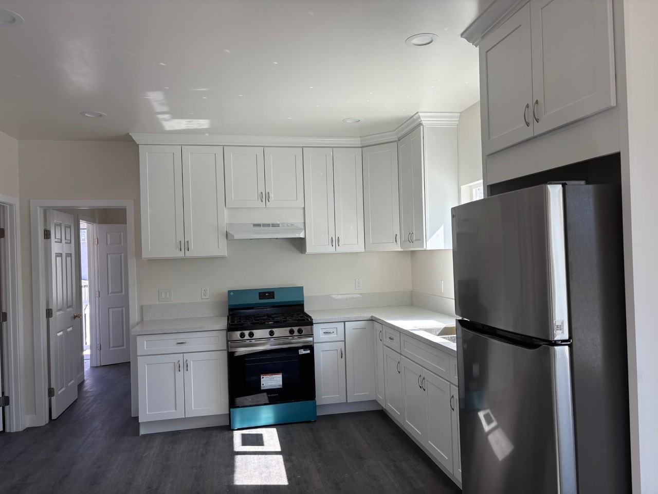 2126 Elm Ave #NA - Photo 4 of 10