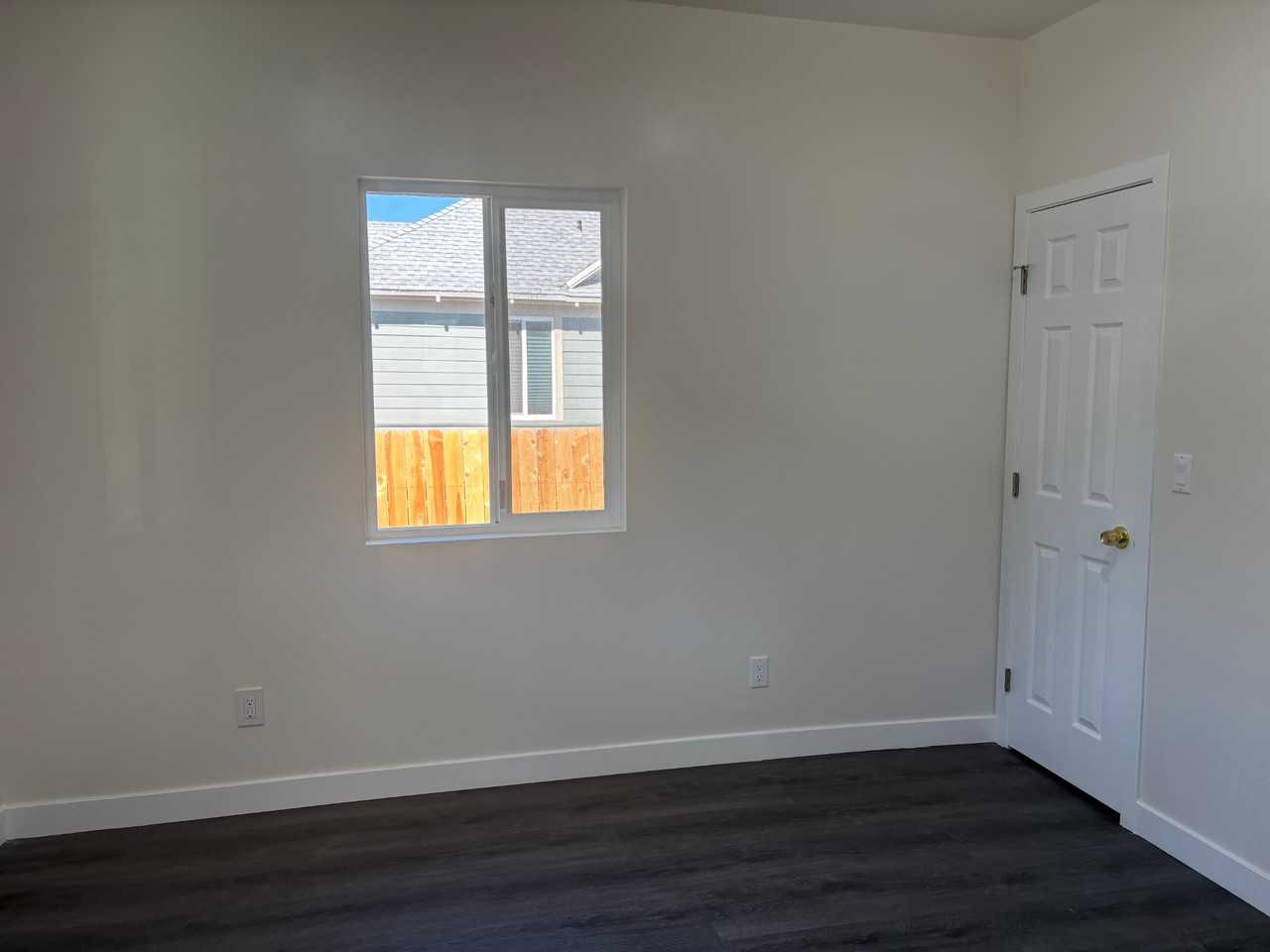 2126 Elm Ave #NA - Photo 5 of 10