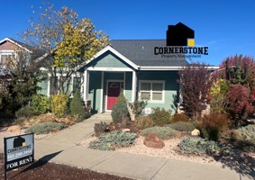 featured image of 1033 Lithia Way #1