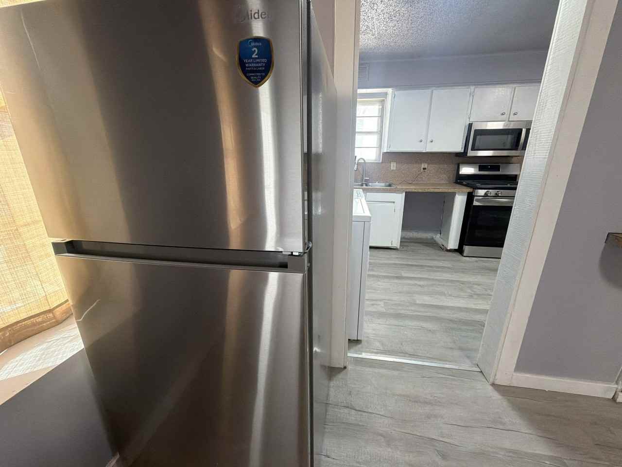 416 E Lavender Ln #1 - Photo 6 of 17