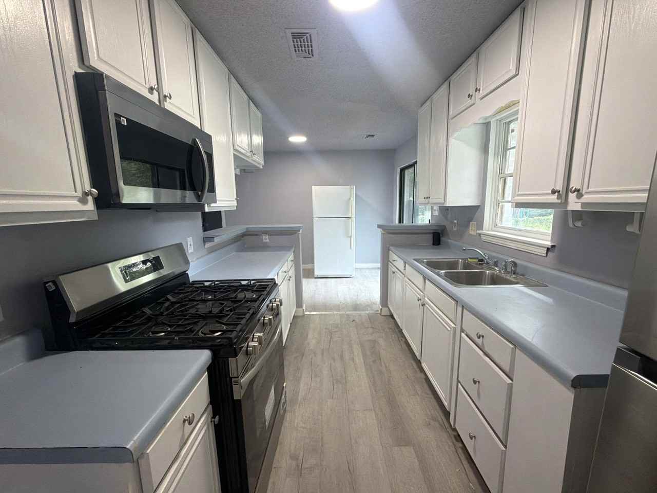 518 Gay St #1 - Photo 6 of 17