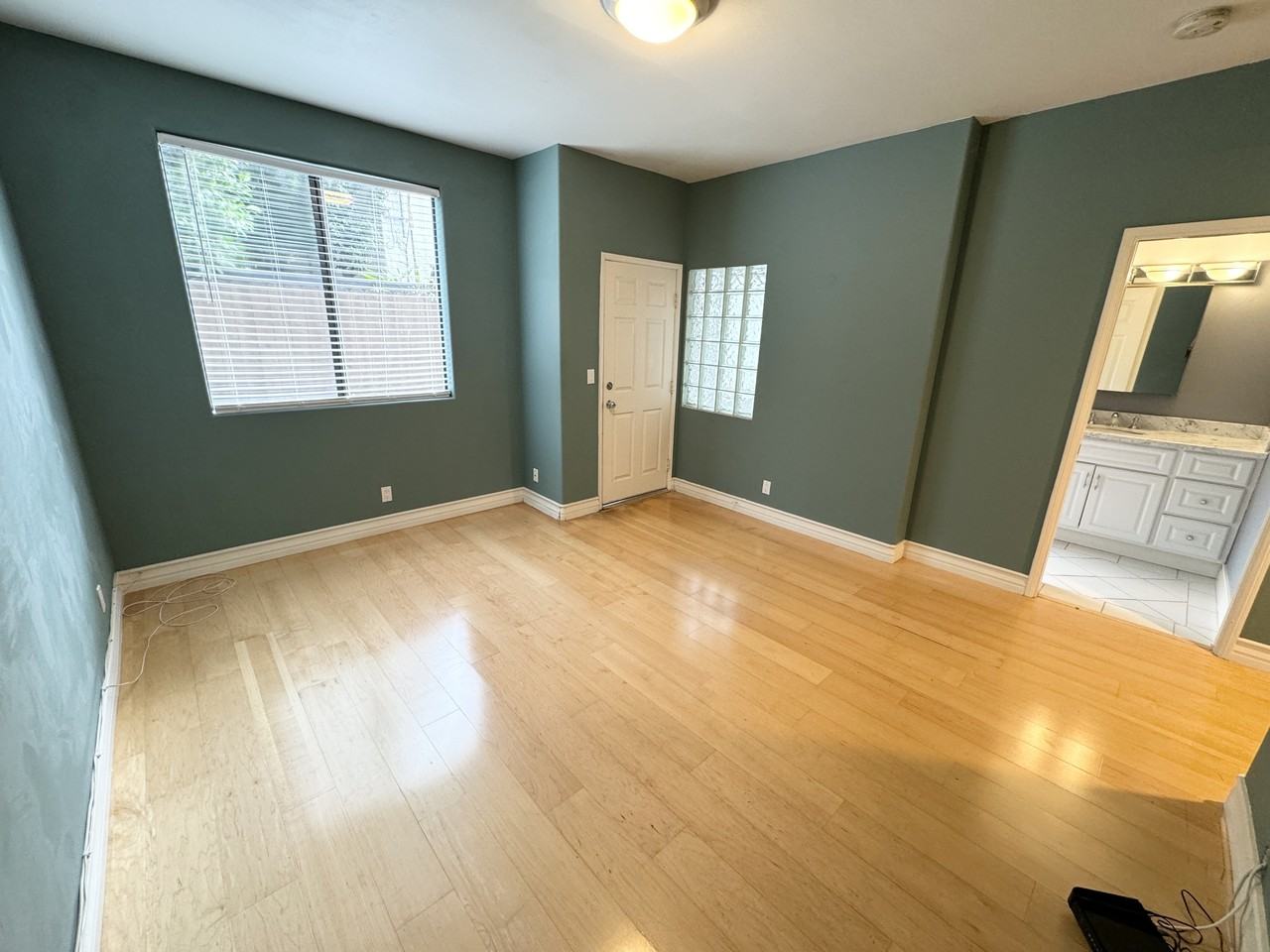 1749 12th Street - 1Unit B #1 - Photo 7 of 11