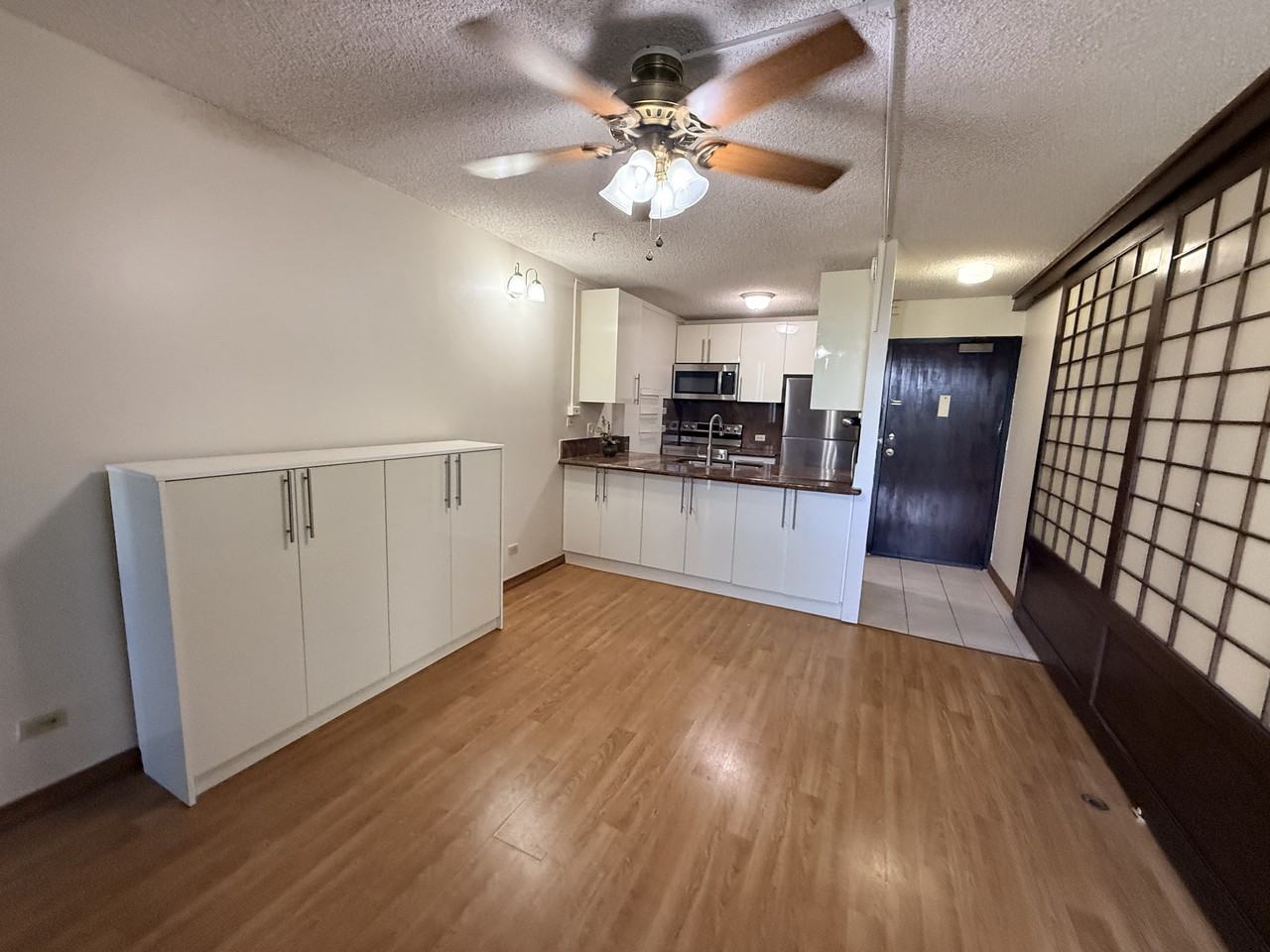 98-450 Koauka Loop - 1Unit 1504 #1 - Photo 3 of 18