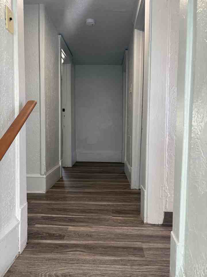 1115 Harpster Ave #UP - Photo 3 of 16