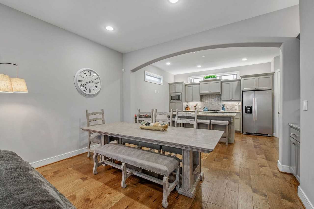 4208 Aspen St - Photo 5 of 17