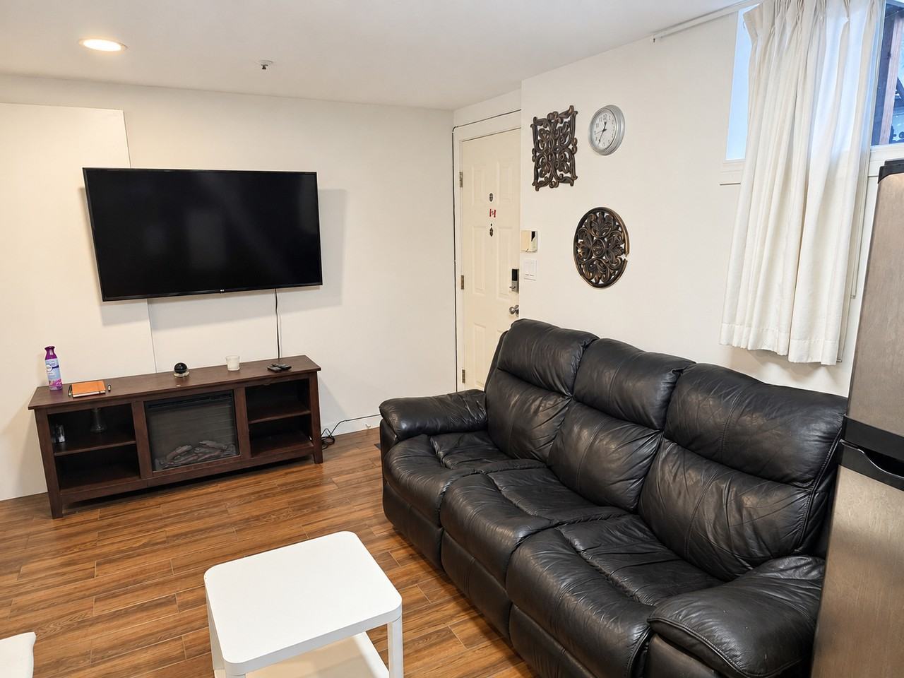 1023 East 17th Avenue - Photo 3 of 8
