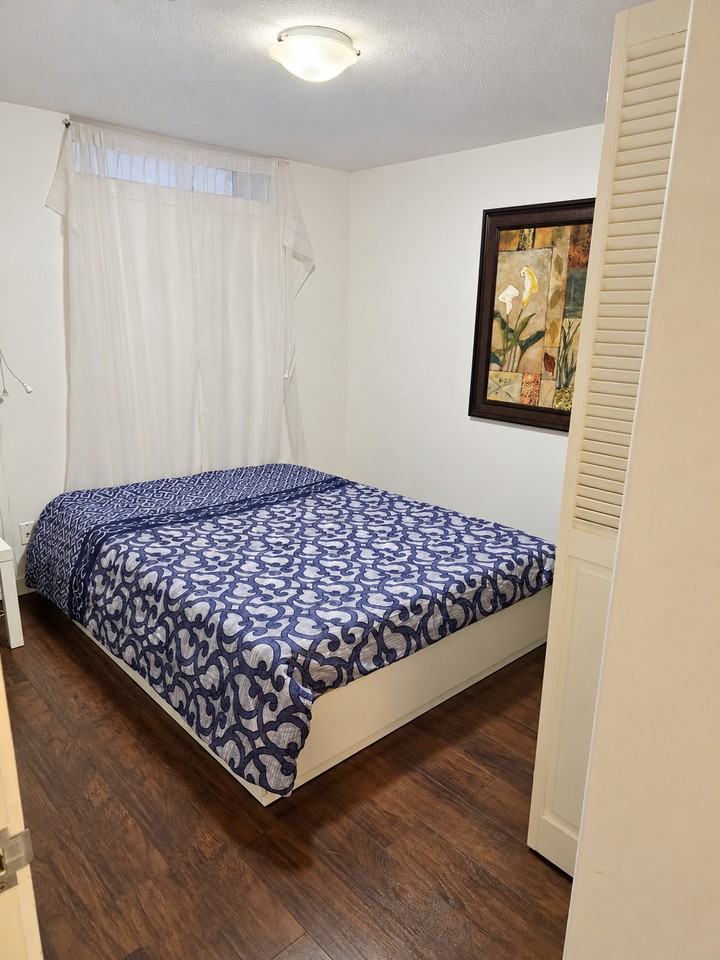 1023 East 17th Avenue - Photo 5 of 8
