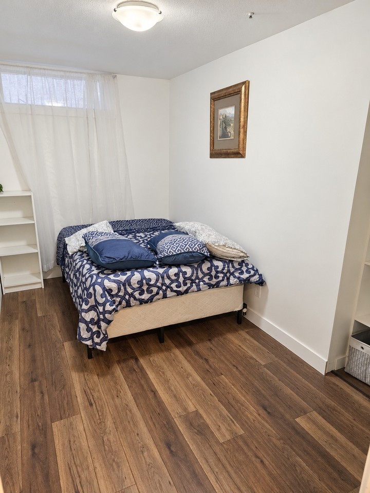 1023 East 17th Avenue - Photo 7 of 8