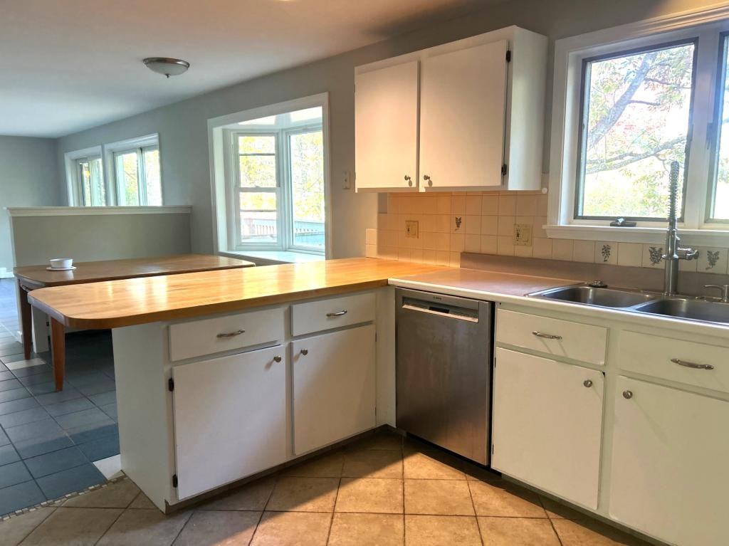 10 Evergreen Ln - Photo 6 of 30