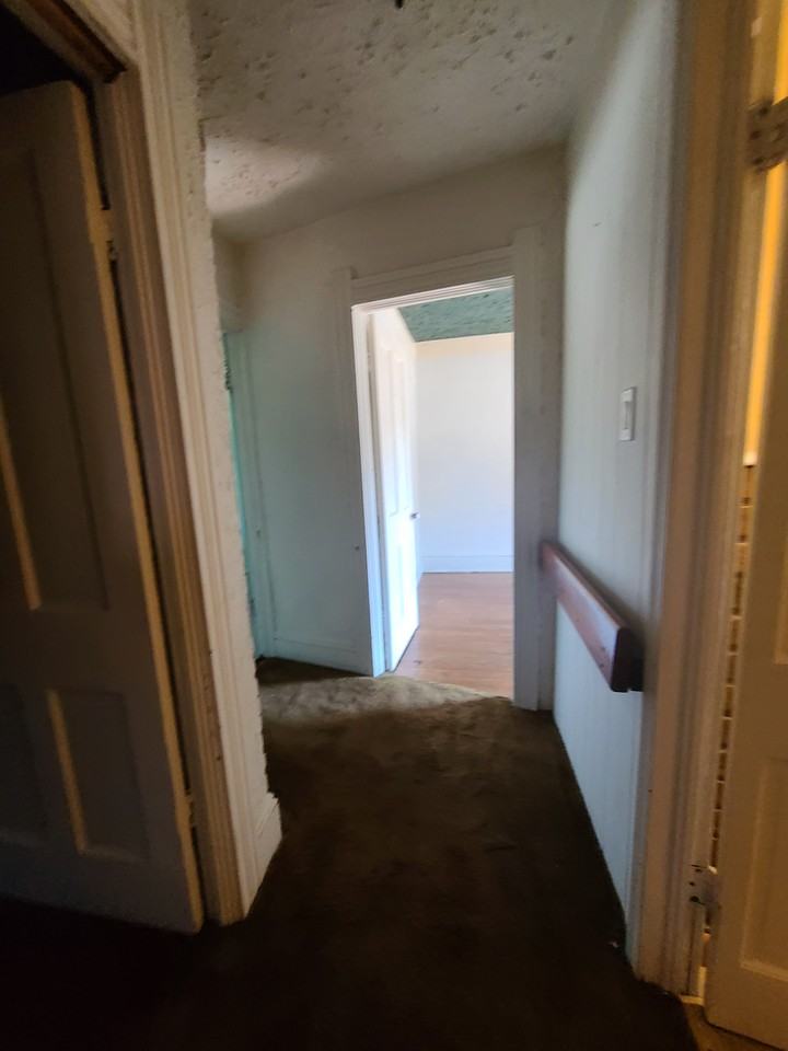 79 Greenwood Ave - Photo 3 of 20