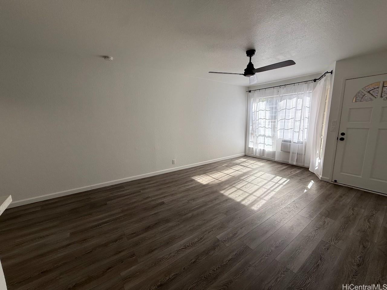 468 Mananai Pl #11G - Photo 3 of 9