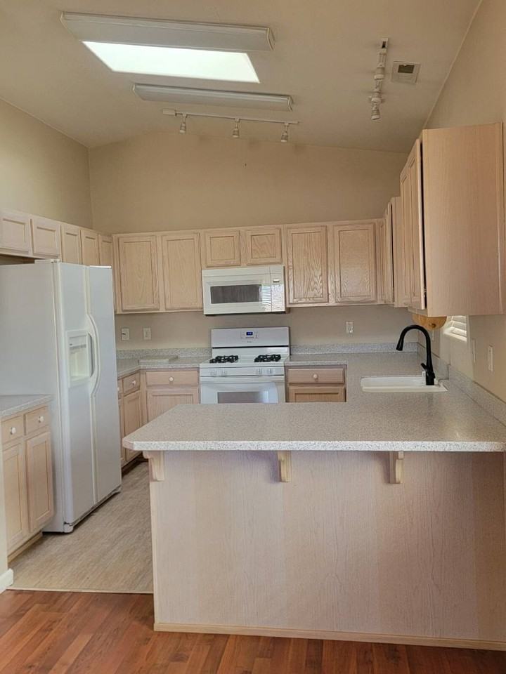 1149 White Oak Loop - Photo 4 of 14
