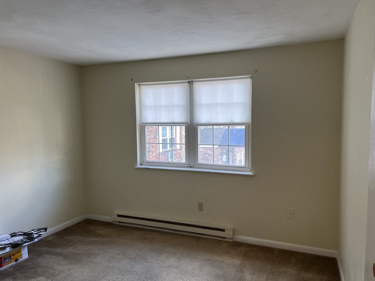 740 Central St - Photo 5 of 6