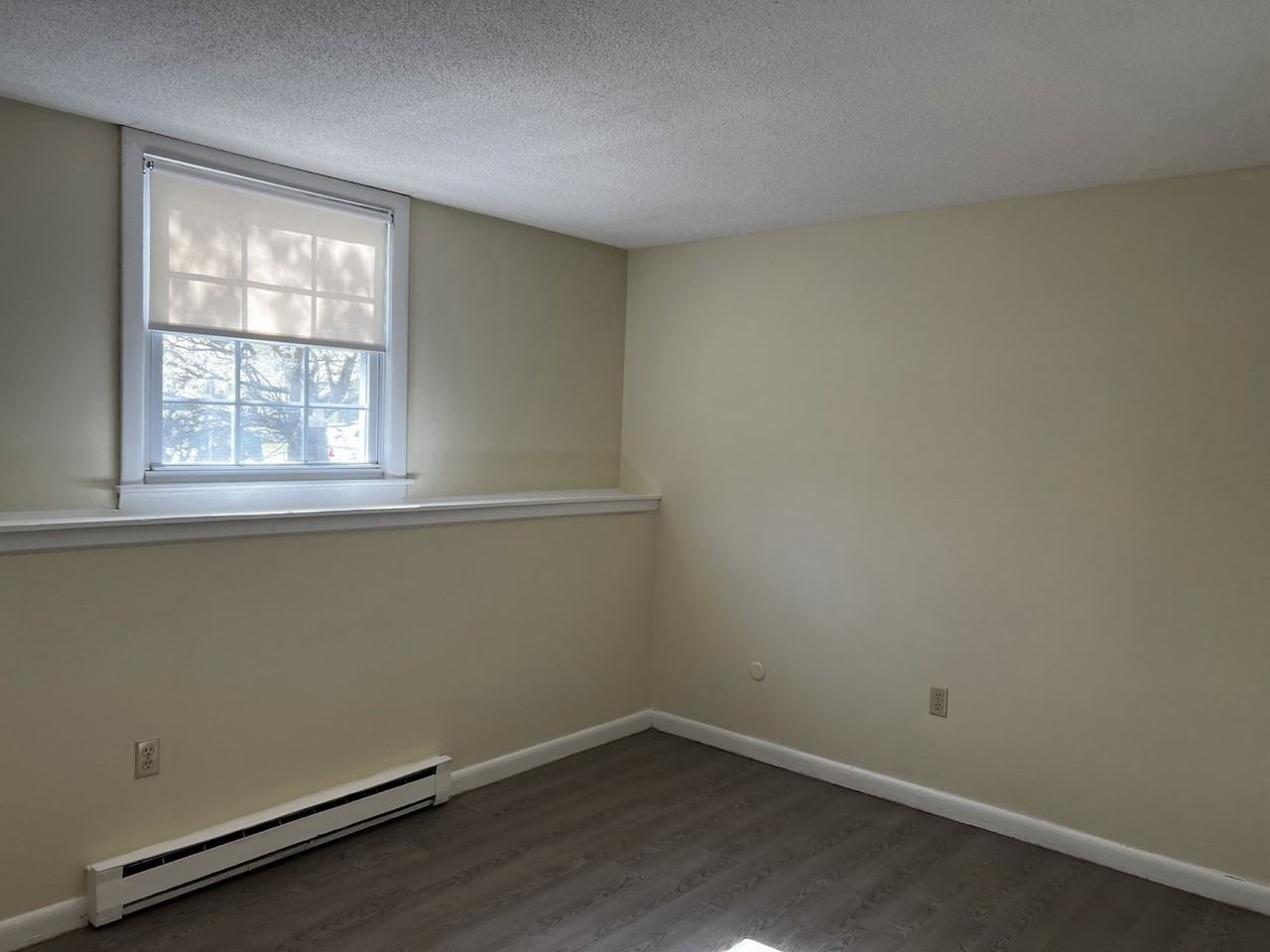 40 Dinan Dr #5 - Photo 4 of 5