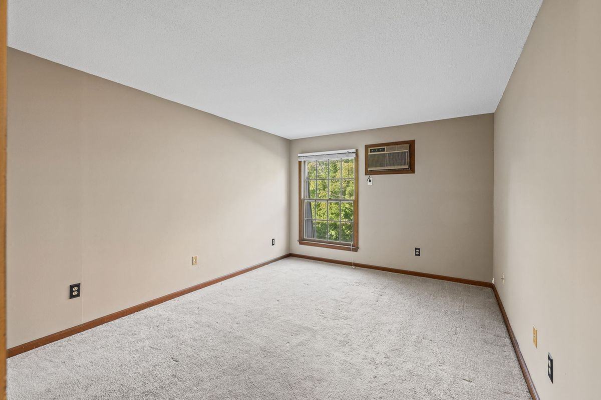 34A Padanaram Rd ##307 - Photo 7 of 13