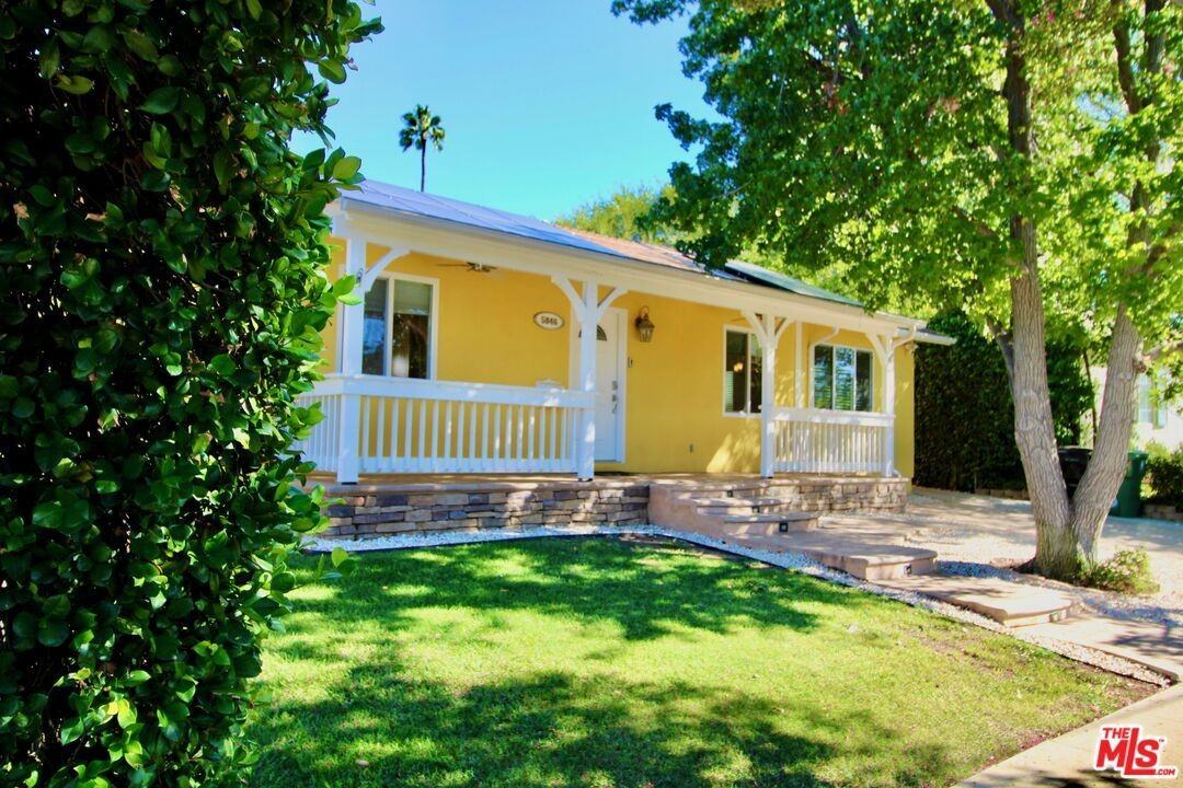 5846 Encino Ave - Photo 3 of 44