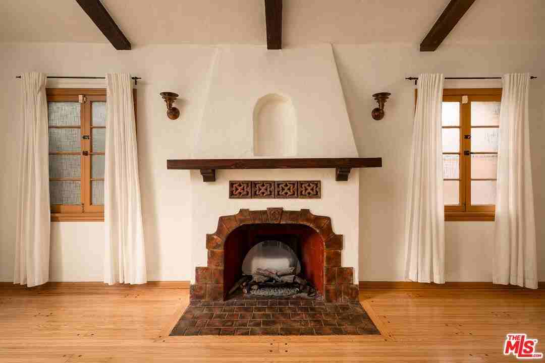3703 Edenhurst Ave - Photo 5 of 34