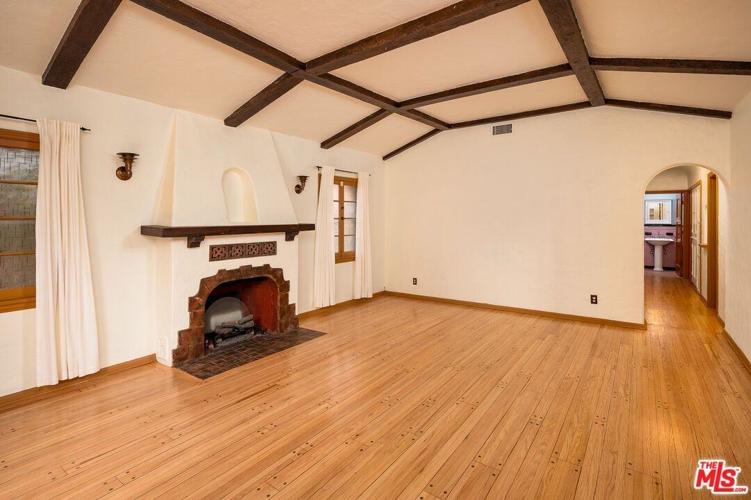 3703 Edenhurst Ave - Photo 6 of 34