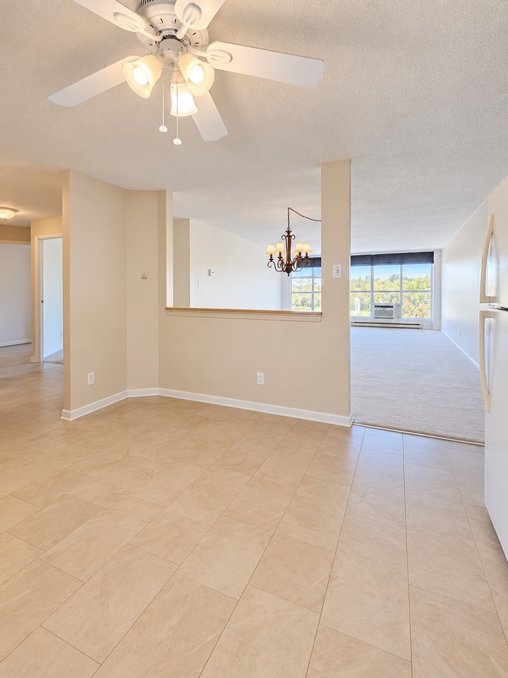 24 Marilyn Drive #505 - Photo 4 of 15
