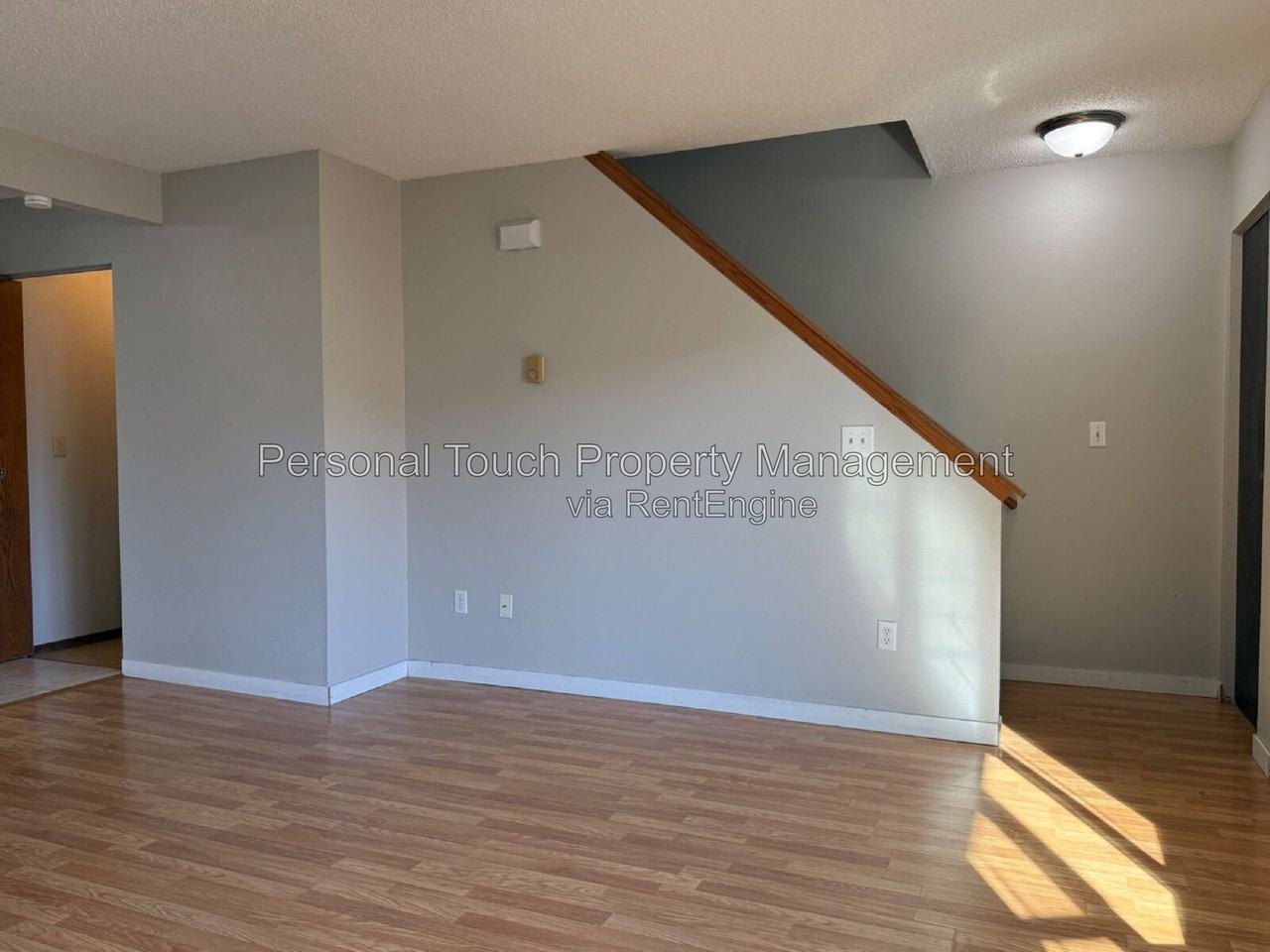 446 22nd St E - Photo 3 of 28