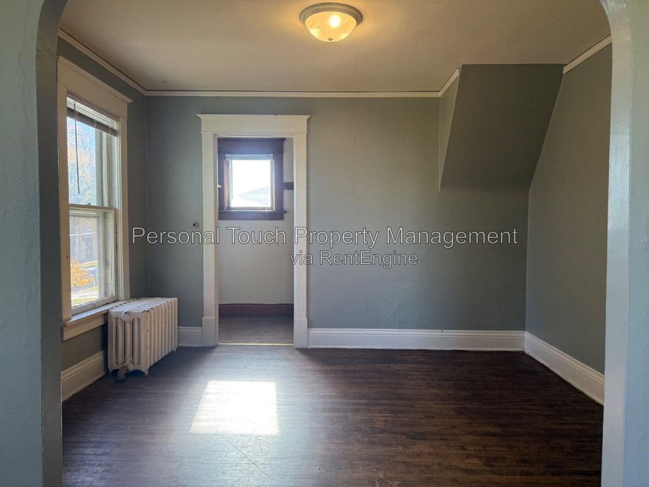 728 8th St N #1 - Photo 3 of 24