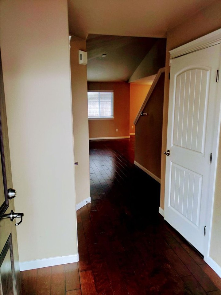 8636 Graham Dr Se - Photo 4 of 36