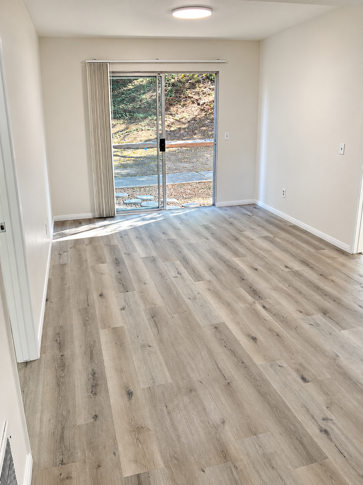 6813 Deerrun Pl - Photo 6 of 33