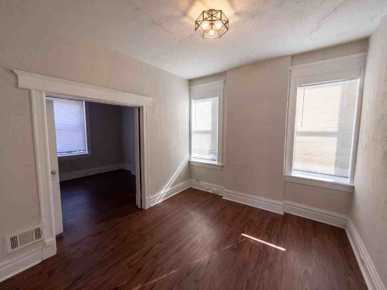 2841 Michigan Ave #2F - Photo 2 of 12