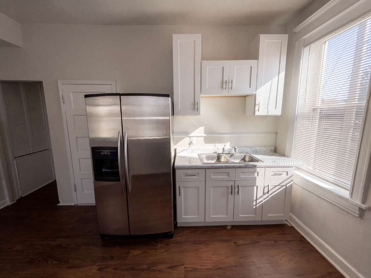 2841 Michigan Ave #2F - Photo 5 of 12