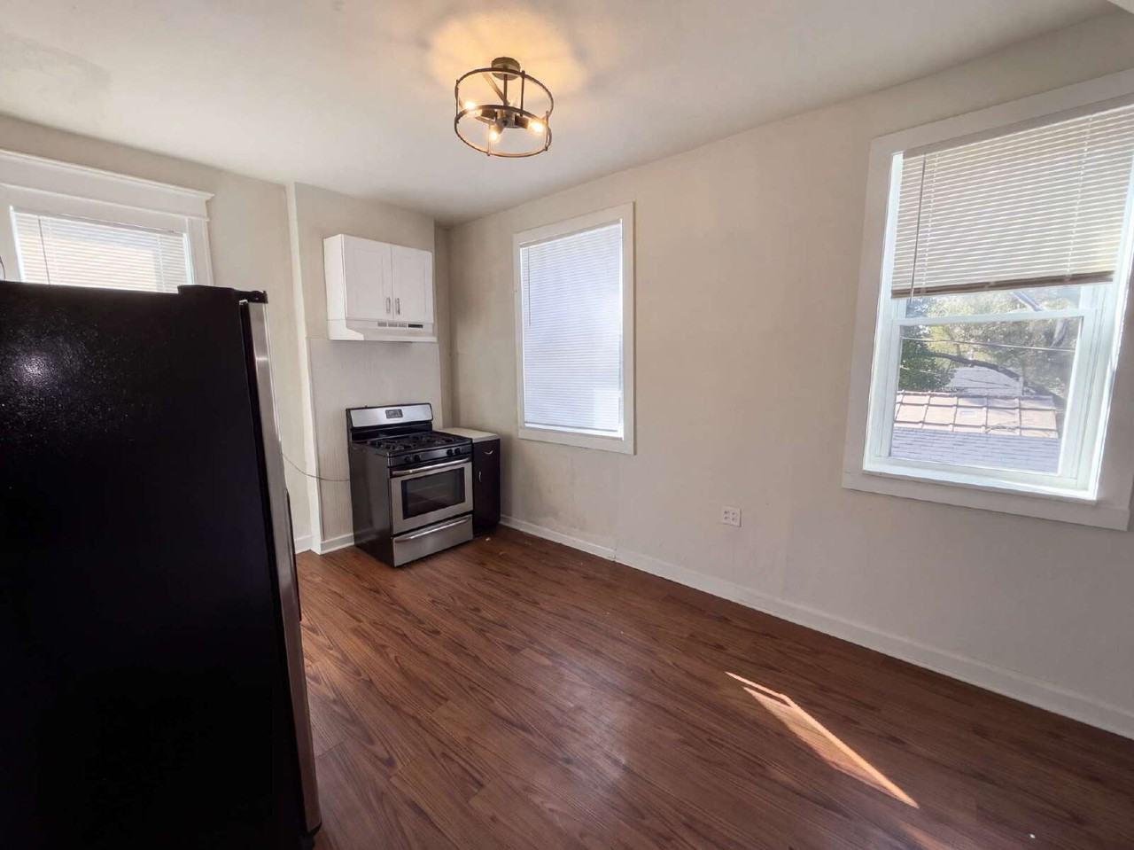 2841 Michigan Ave #2F - Photo 7 of 12