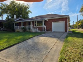 featured image of 229 N Milton Ave #FRONT
