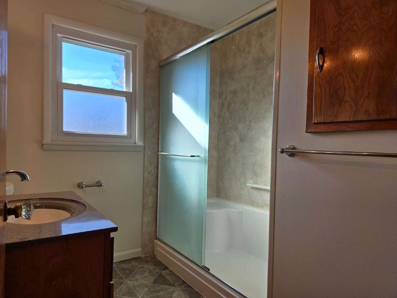 229 N Milton Ave - Photo 3 of 31