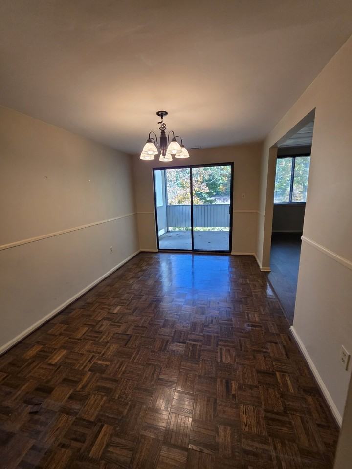 1549 Pinehurst Dr - Photo 6 of 12
